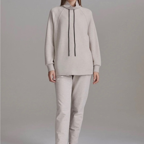 Varley Atlas Sweatshirt eggnogg/oatmeal color - Picture 4 of 13